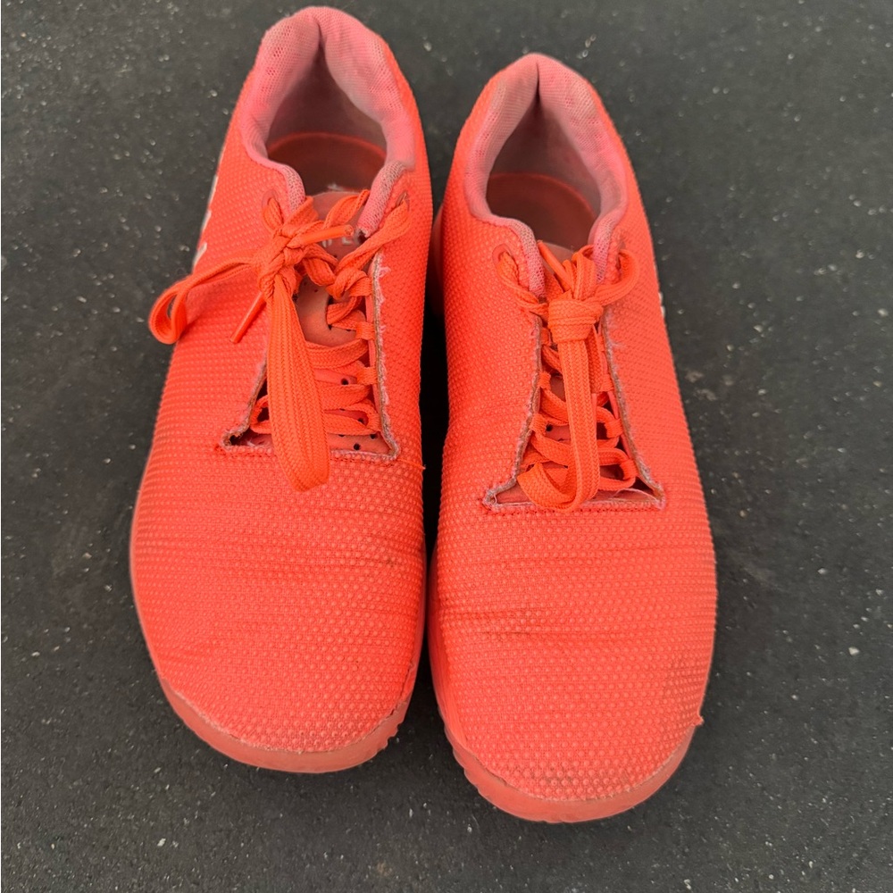 NOBULL Women's Trainers in Vibrant Coral (Orange/Pink)